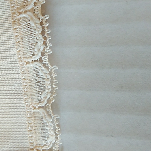 Vanity Fair Slip Size 32 - Picture 6 of 8